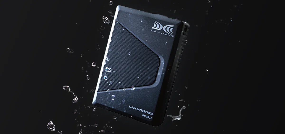 水滴が付着する空調服Ⓡバッテリー